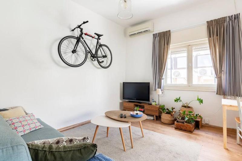 Cozy Apartment - In The Heart Of Tel - Aviv — комфортный отель в Тель-Авиве