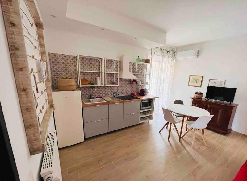 Flat in Villanova a Cagliari - Accogliente con balcone
