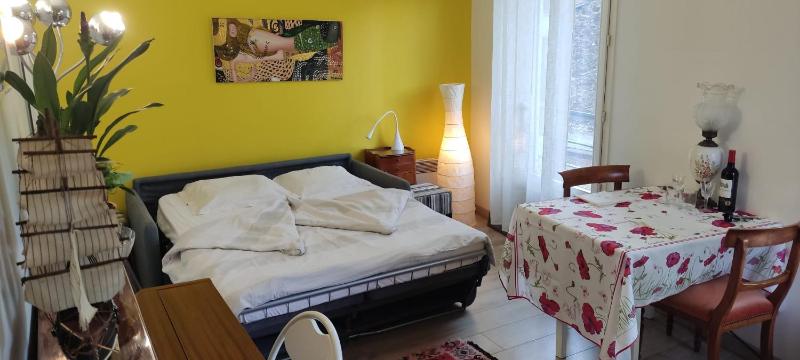 Central Calme Totale Residence standing Buttes Chaumont — отель с удобствами в Париже