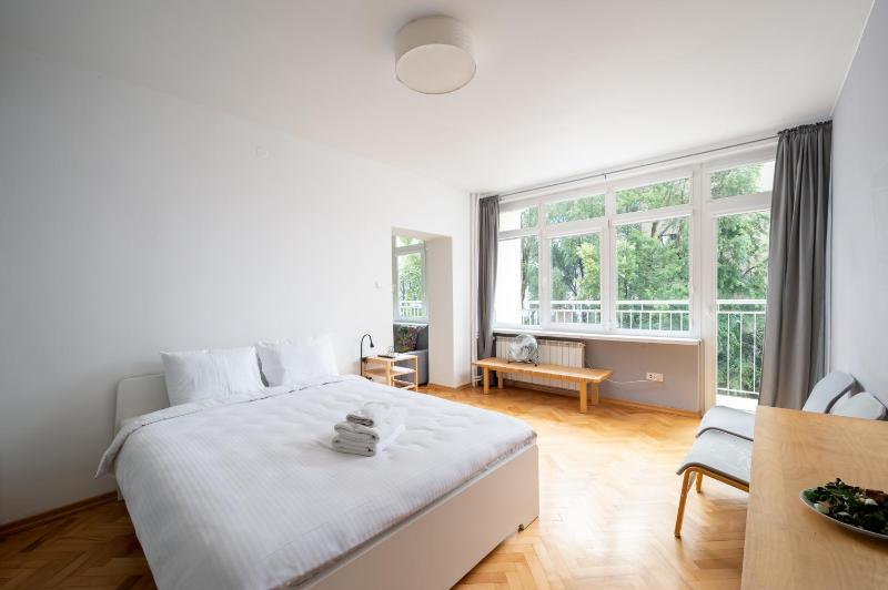 Wspolna Standard Apartment — отель с удобствами в Варшаве
