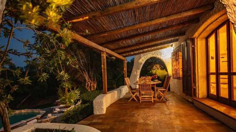 Villa Isa 6 a Palau - Esclusiva Villa con Piscina