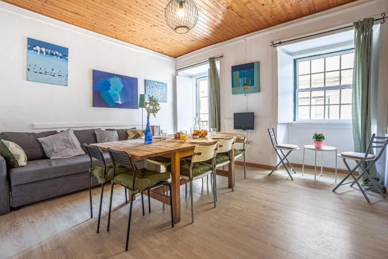 Lovely Apt in Bairro Alto — отзывы гостей и цены