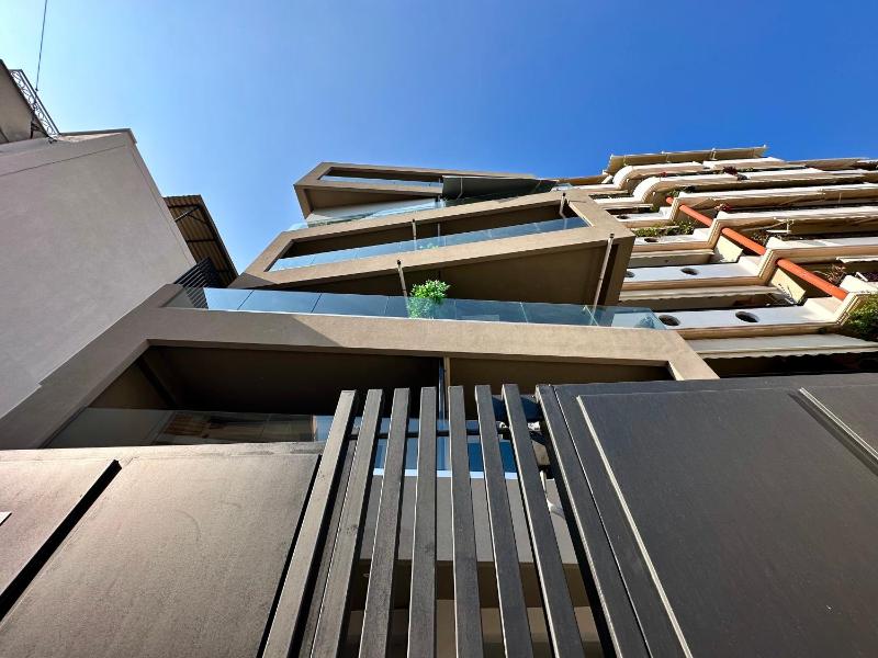 Sky suites apartments — отель в Афины, Греция