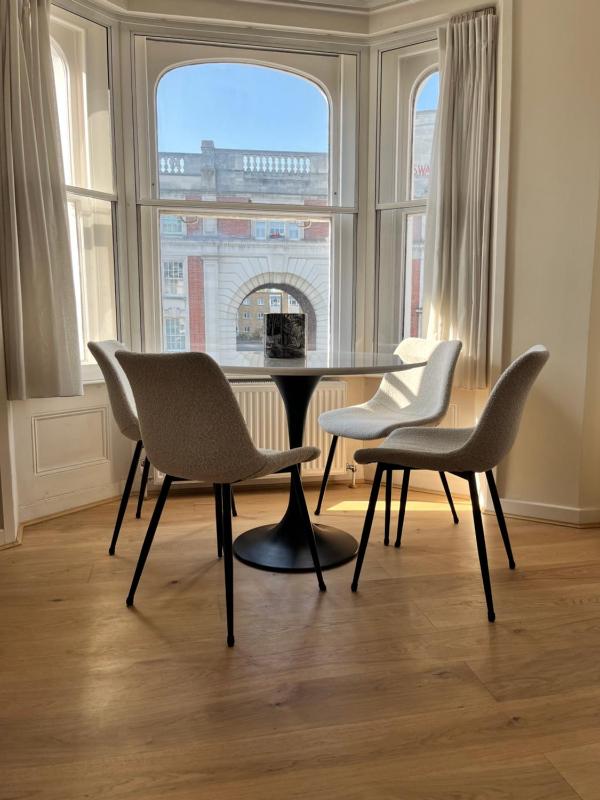 Flat next to Chelsea FC Stadium — отель с удобным расположением в Лондоне