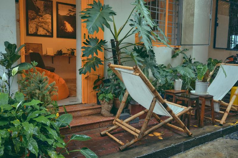 Peaceful Saigon - Entire house 1BR in District 1 - Pet-friendly — комфортный отель в Хошимине