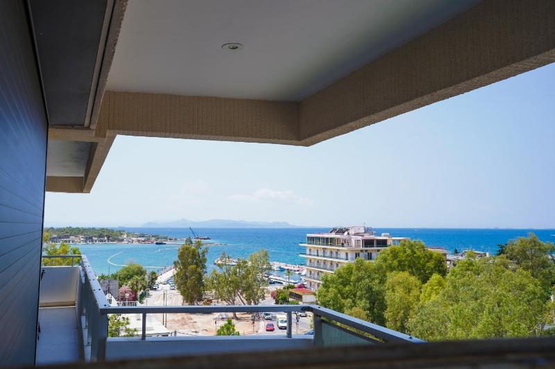 Endless Blue Studio in Glyfada — забронировать отель в Афины