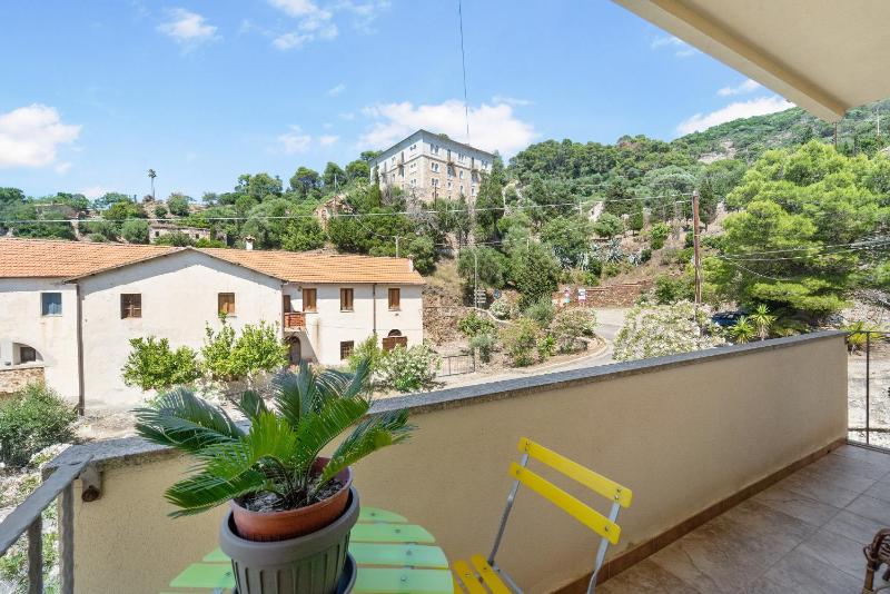 Anna's House ad Arbus - Confortevole Appartamento Centrale