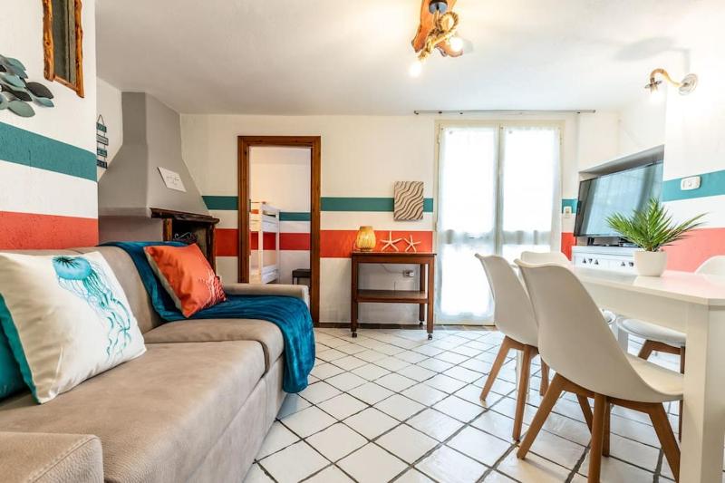 Coral Apartment 2 a San Pantaleo - Moderno Appartamento