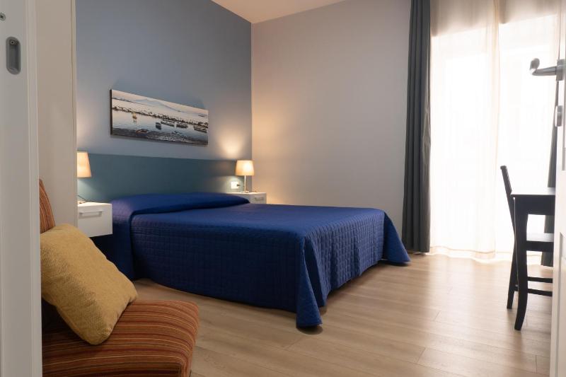 Casa Amato_2_Regina Giovanna — отель в Неаполе, Италия