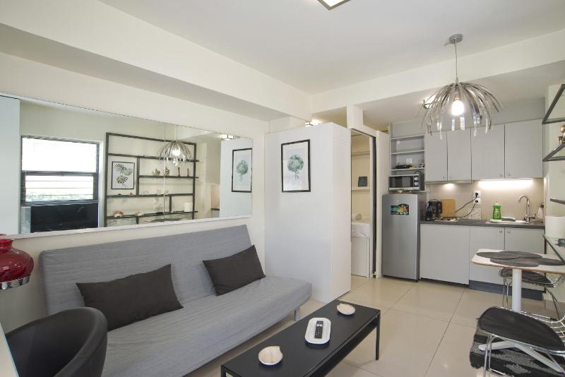 Milanou Glyfada G4 Corner — забронировать отель в Афины