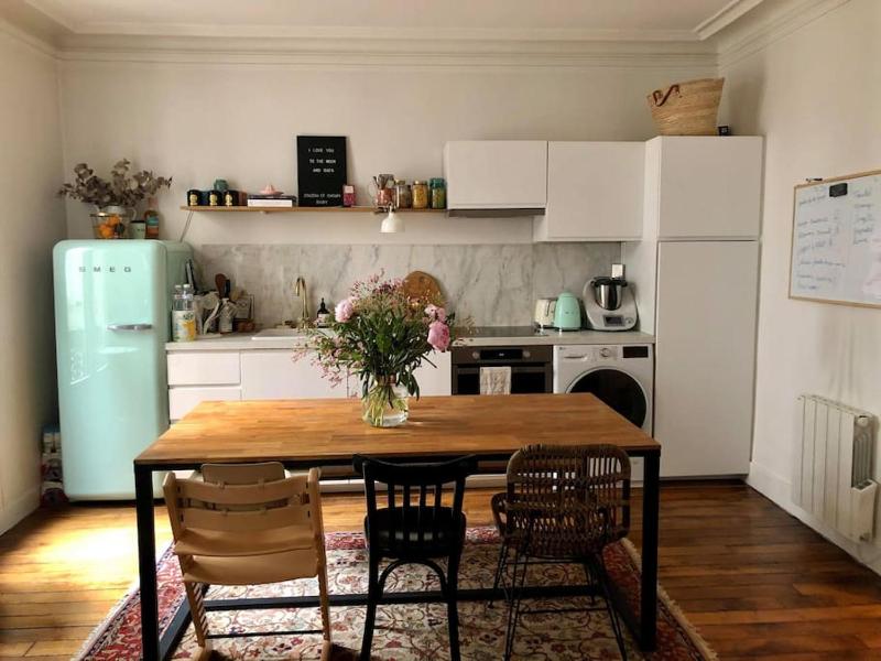 Цены на Appartement 75009 PARIS 50m2 metro poissonniere 3 pers & baby в Париже