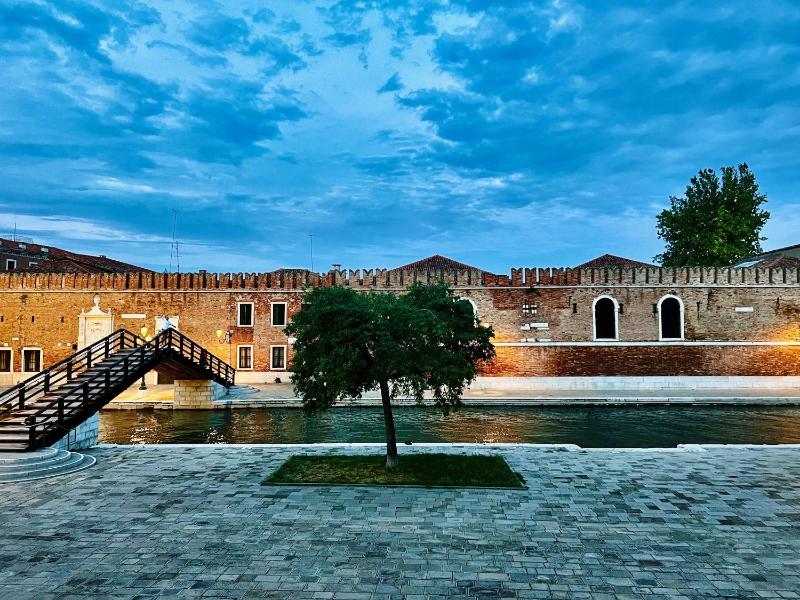 Apartment with view in Venice, Arsenale. — забронировать отель в Венеции
