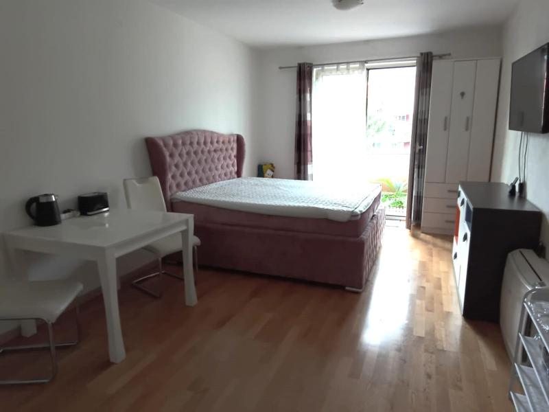 Star Invest Studio 2 Apartments — комфортный отель в Будва