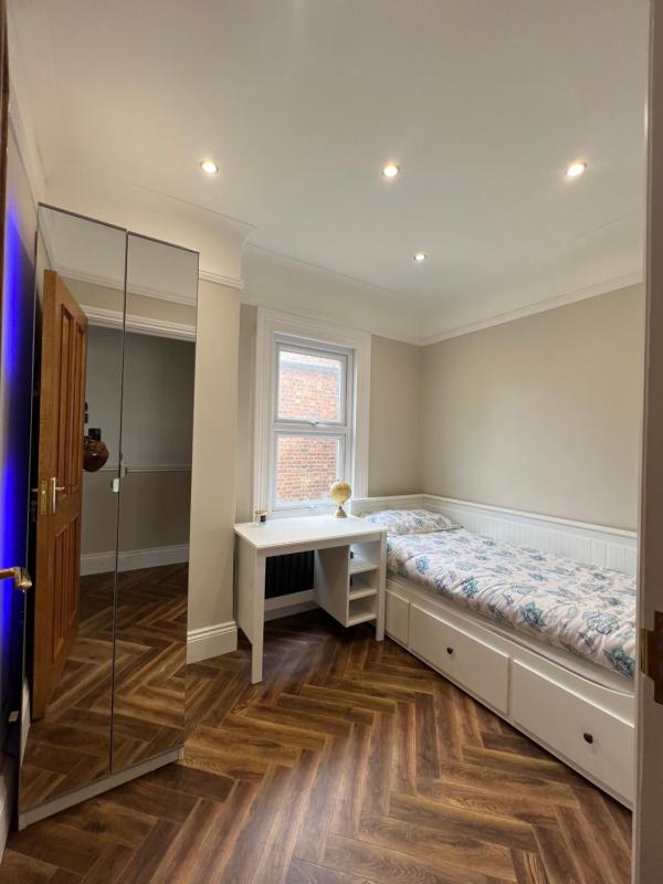 Luxe & Cozy Stay Muswell Hill Beautifully Presented Free Parking — забронировать отель в Лондоне