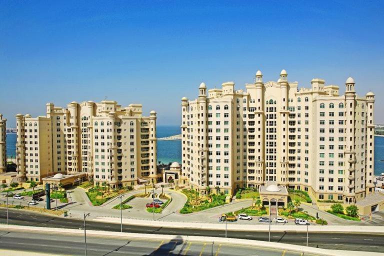 Royal Club Palm Jumeira — забронировать отель в Дубае