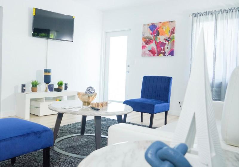 Calle Ocho Miami Stays 1 — комфортный отель в Майами