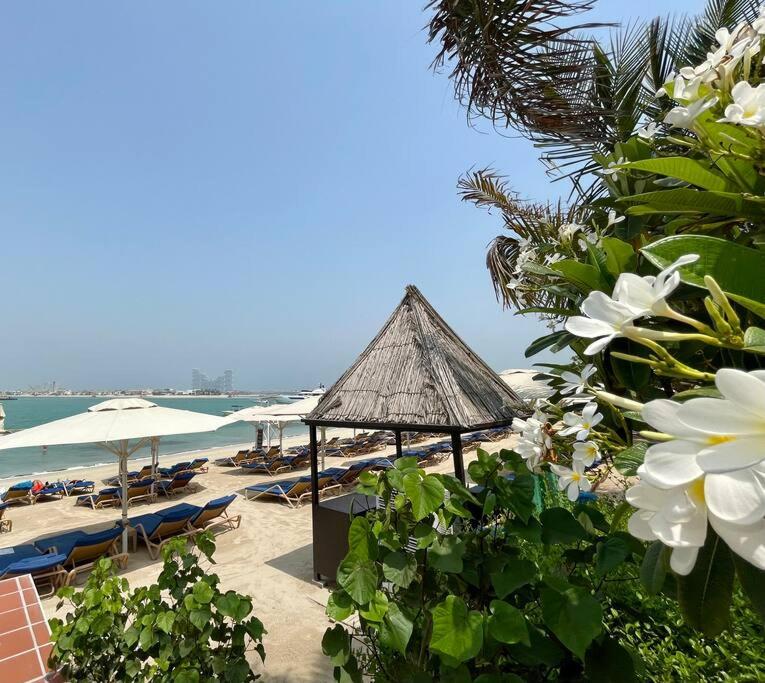 Dar Vacation - Cozy 1BDR in Anantara Residences — отель с удобствами в Дубае