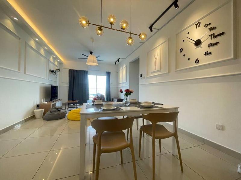 10Pax 4 Room Hidden Gem Sri Petaling 3 min Bukit Jalil Stadium — комфортный отель в Куала-Лумпуре
