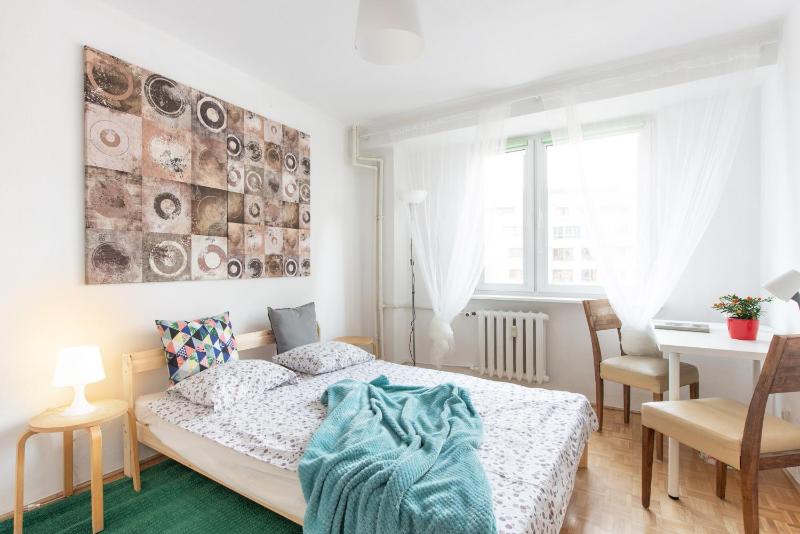 SuperApart Inflancka 19 ROOMS — отель с удобным расположением в Варшаве