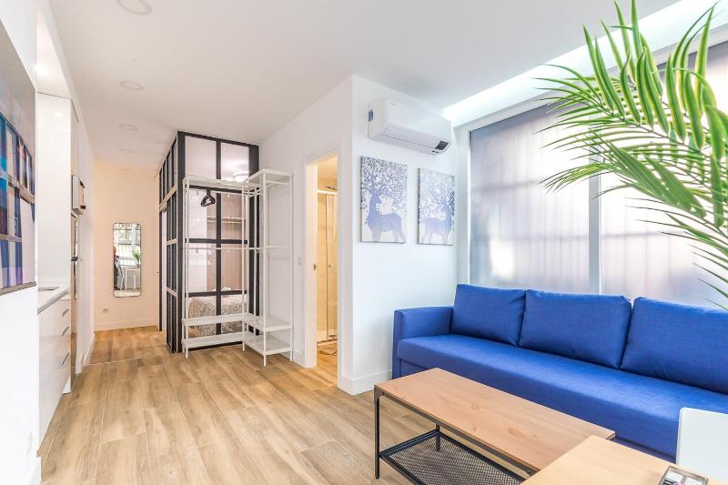 Arturo Soria Apartments2 — отель с удобствами в Мадриде