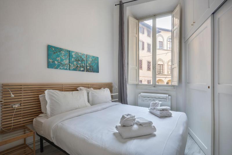 Vigna nuova 2 Bedroom Apartment — отель с удобствами в Флоренции