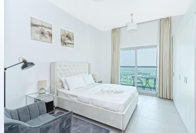 Serene Apartment I Great Amenities — комфортный отель в Дубае