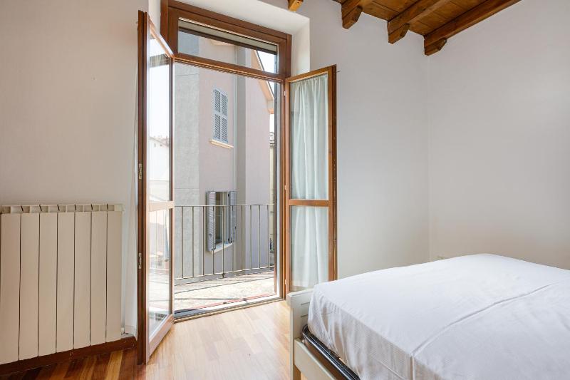 Porta Romana M3- Cosy apartament — отель с удобным расположением в Милане
