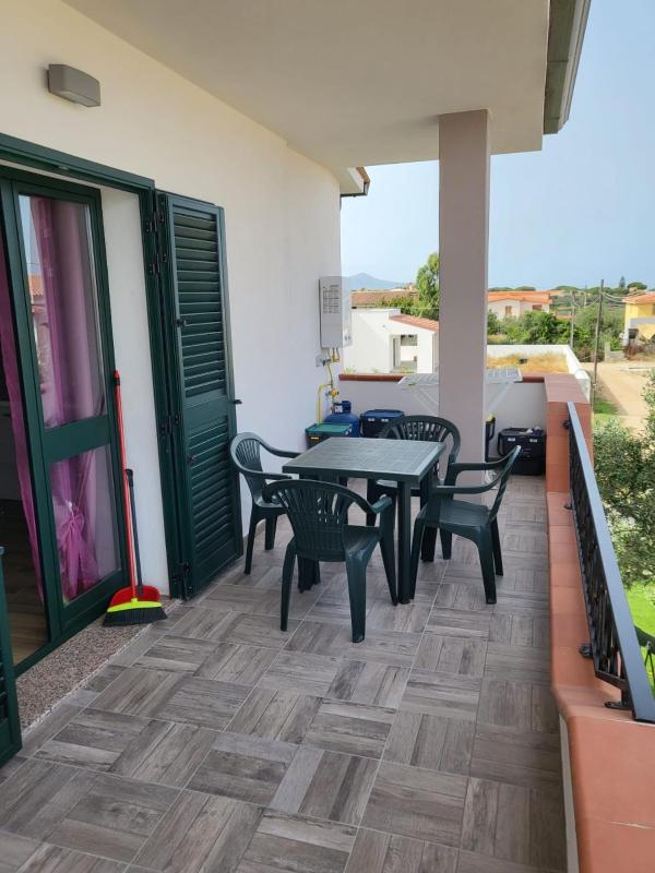 Paule Mare a La Caletta - Incantevole Casa con Giardino