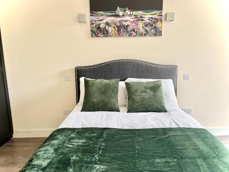 Luxuries 2 Bed Room Flat in Canary Wharf — комфортный отель в Лондоне