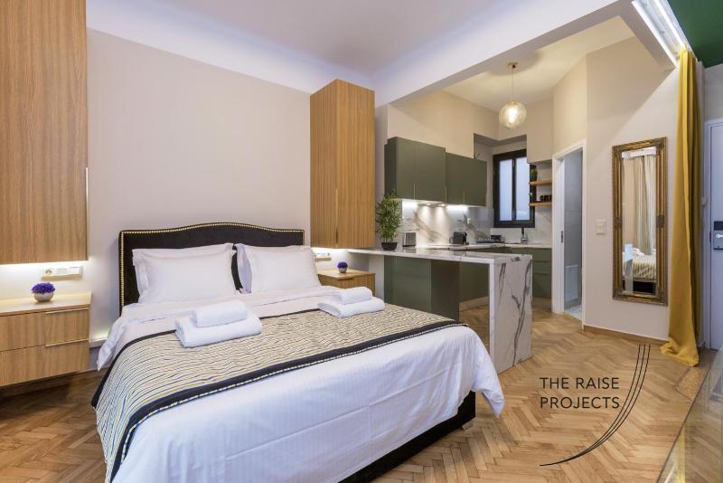 Цены на Kookaki Athens City Stay by Raise в Афины