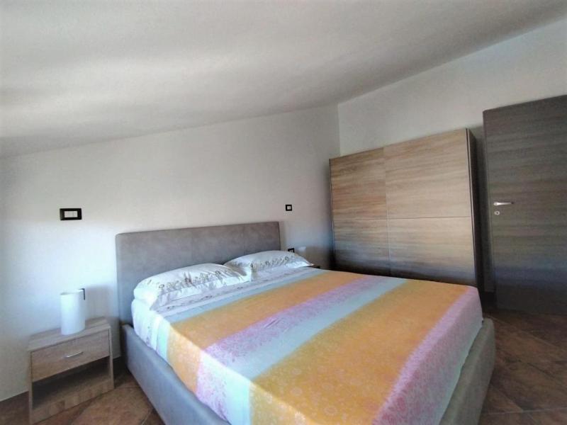 Zeus Casa Vacanza a Olmedo - Spazioso apt rinnovato