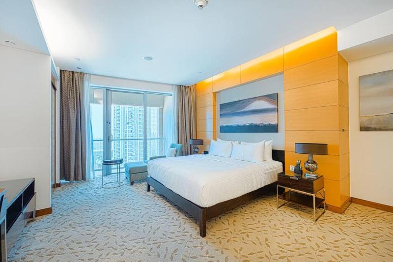 Plush Studio at The Address Dubai Mall — комфортный отель в Дубае