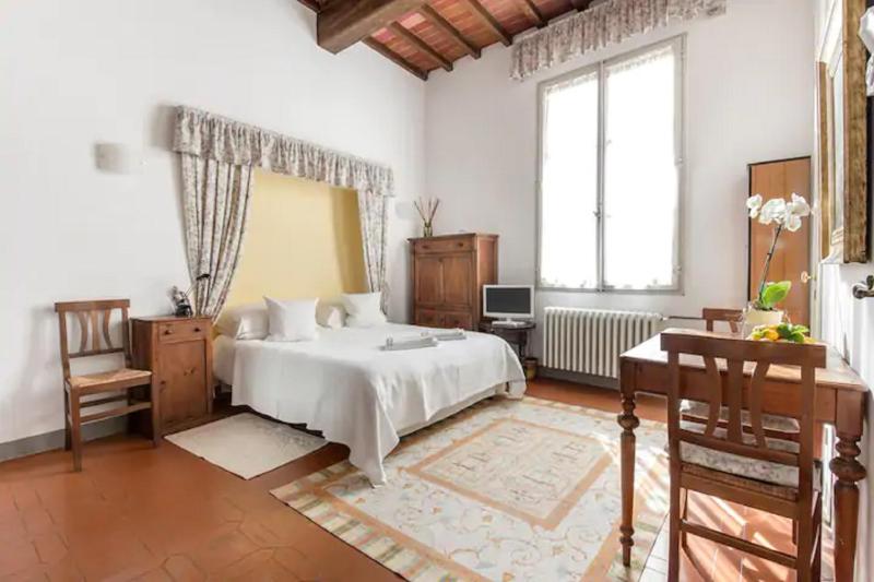 Studio apt Ancient Palazzo — отель с удобствами в Флоренции