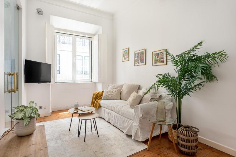 ALTIDO Cosy apt near Marionette Museum — отель с удобствами в Лиссабоне