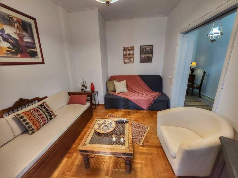 Ilyssos - Boho Stylish apt- Hilton Area Athens — отель в Афины, Греция