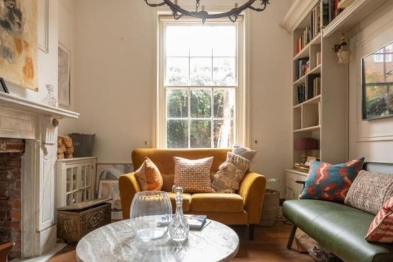 Gorgeous Grade II Listed Georgian House - Leafy Square Views - Central London — отзывы гостей и цены