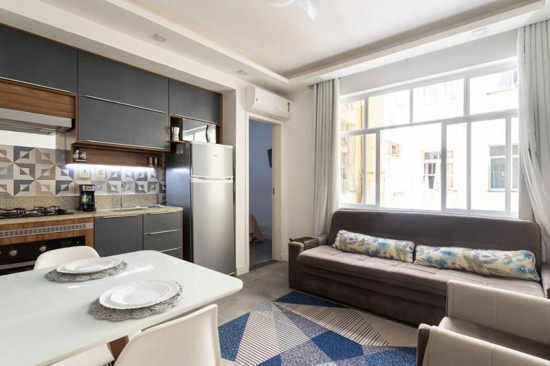 Apartamento 1 quarto a 4 min da praia - Copacabana — отель с удобным расположением в Рио