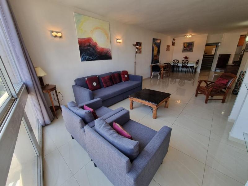 2BR - 2 12 Hei be-Iyar St Tel aviv — забронировать отель в Тель-Авиве