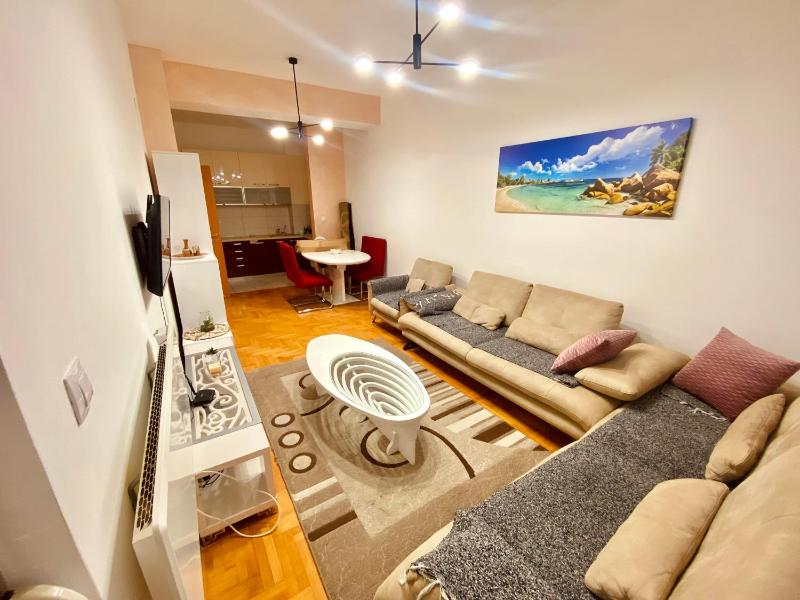 Stan na dan-Apartman Milicevic — отель в Будва, Черногория