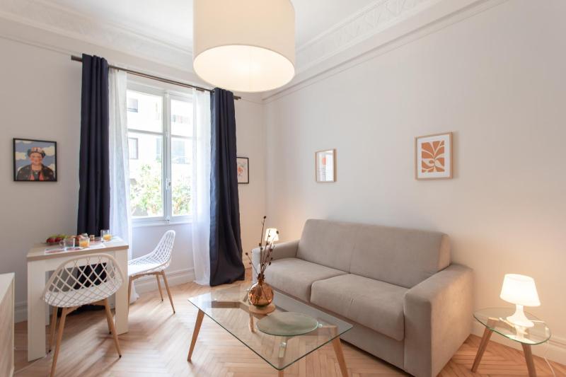 26 Nice Parc Imperial studio — забронировать отель в Николь