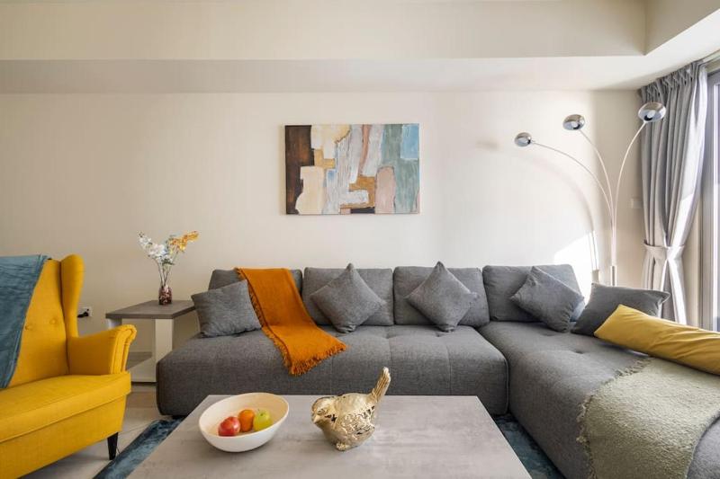 Цены на Modern apartment in Dubai marina в Дубае