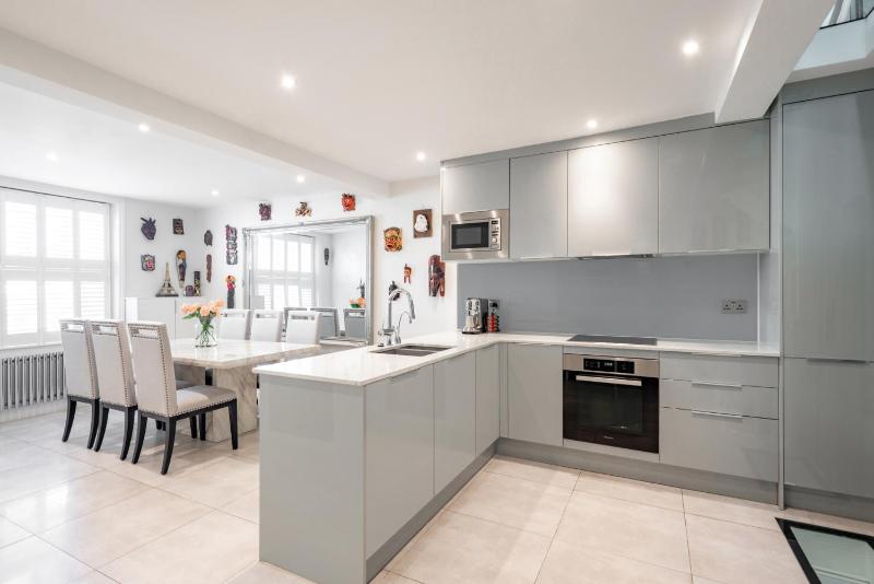 Цены на 4 Bed Modern House next to Hyde Park в Лондоне