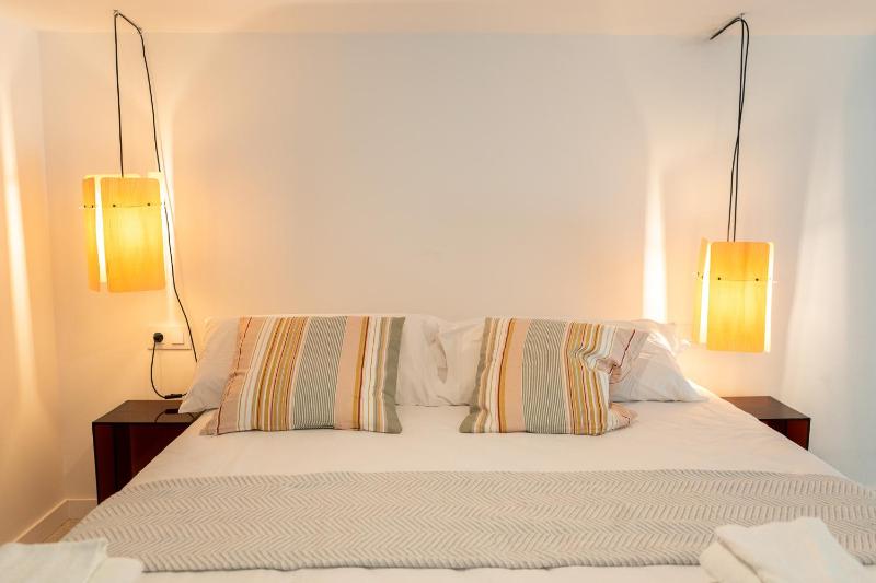 Loft Soho No 3 near to ruzafa — отель с удобным расположением в Валенсии