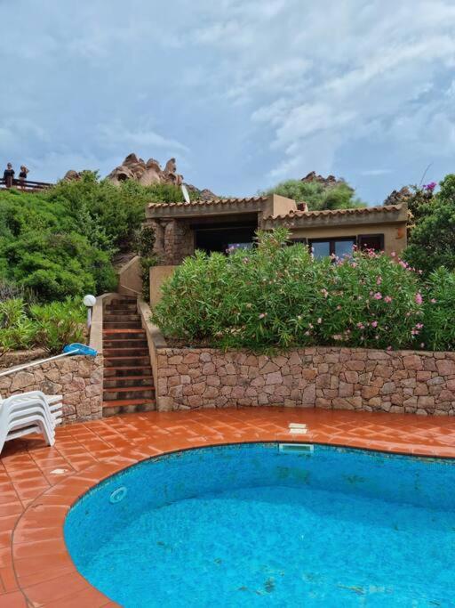 Villino Kronos a Costa Paradiso - Spazioso appartamento con piscina