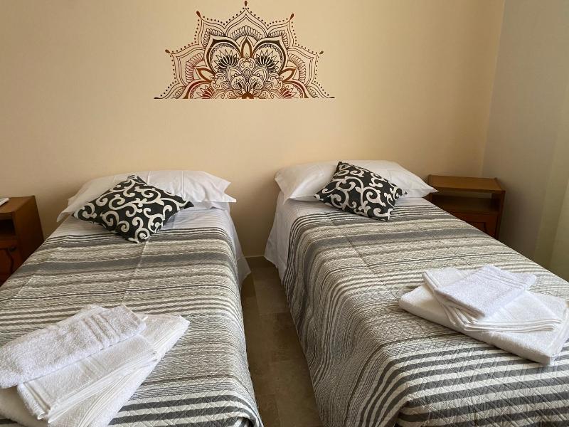 L'Incognita a San Nicolò - Affascinante B&B Giardino