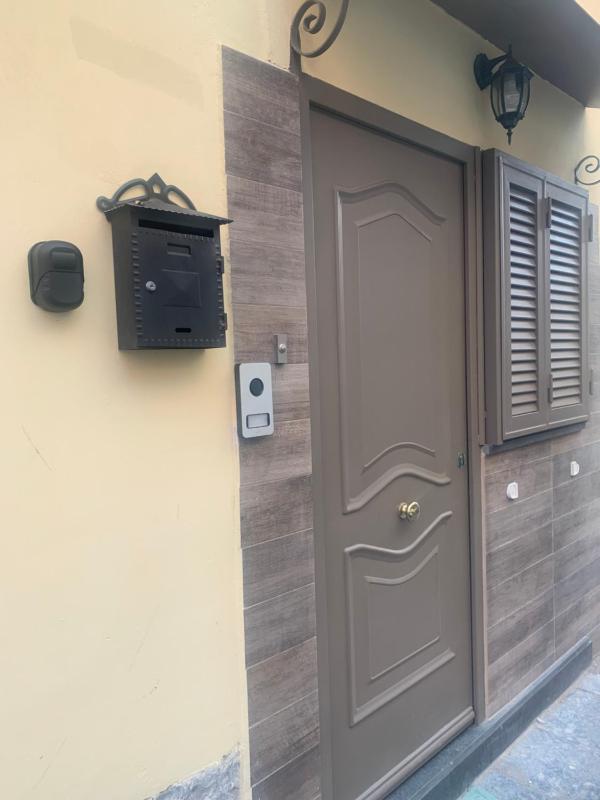 The small house in naples — отель с удобствами в Неаполе