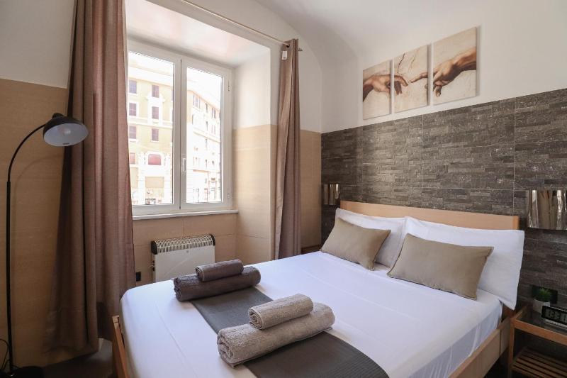 [Roma Termini] - Suite elegante — отель с удобствами в Риме