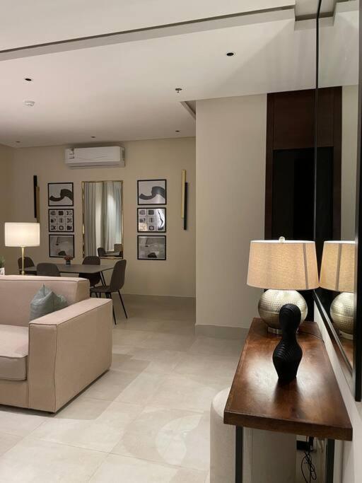 Lovely 3-bedroom rental unit in Riyadh — комфортный отель в Рияде