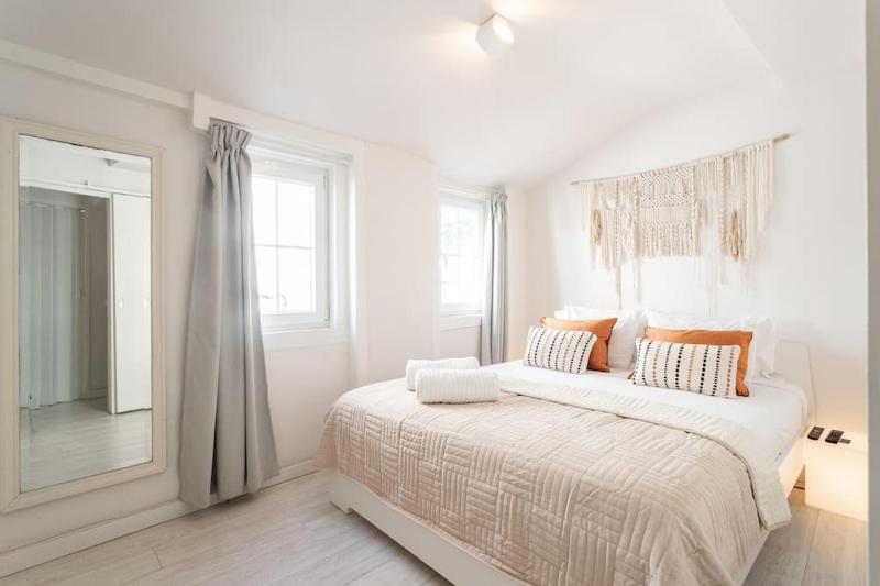 Цены на The White Suite Principe Real в Лиссабоне