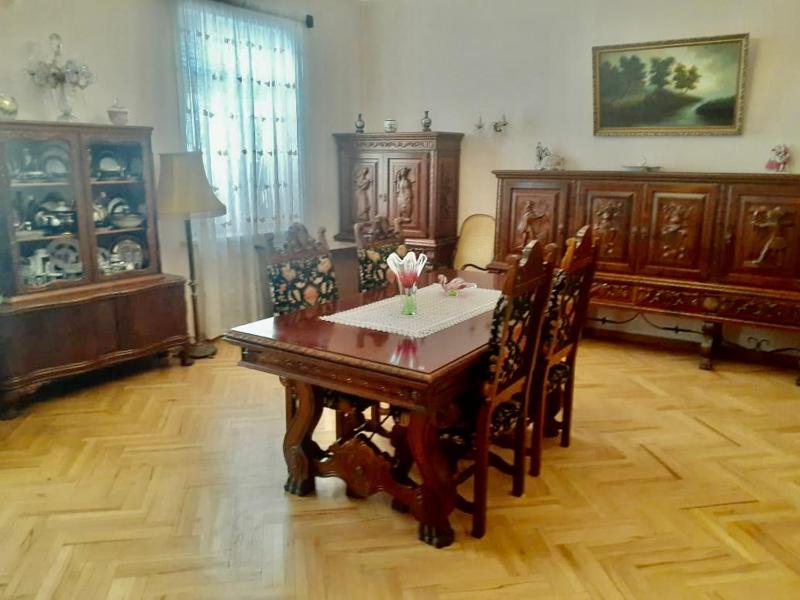 Central and Cozy Guest House Keti — отель в Тбилиси, Грузия